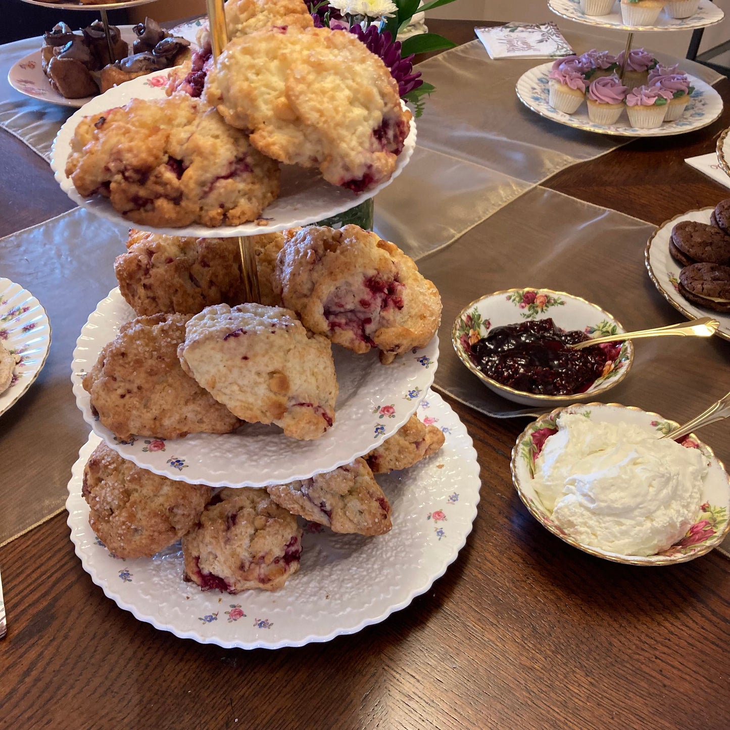 Special Order "Cream Tea" — 1 Dozen Scones, Devonshire Cream, Jam & Tea