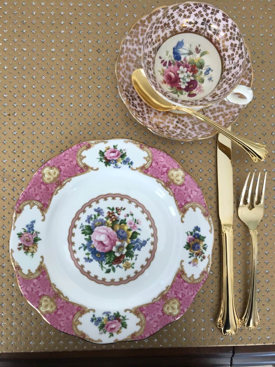 Takeaway Tea China Rental Kits