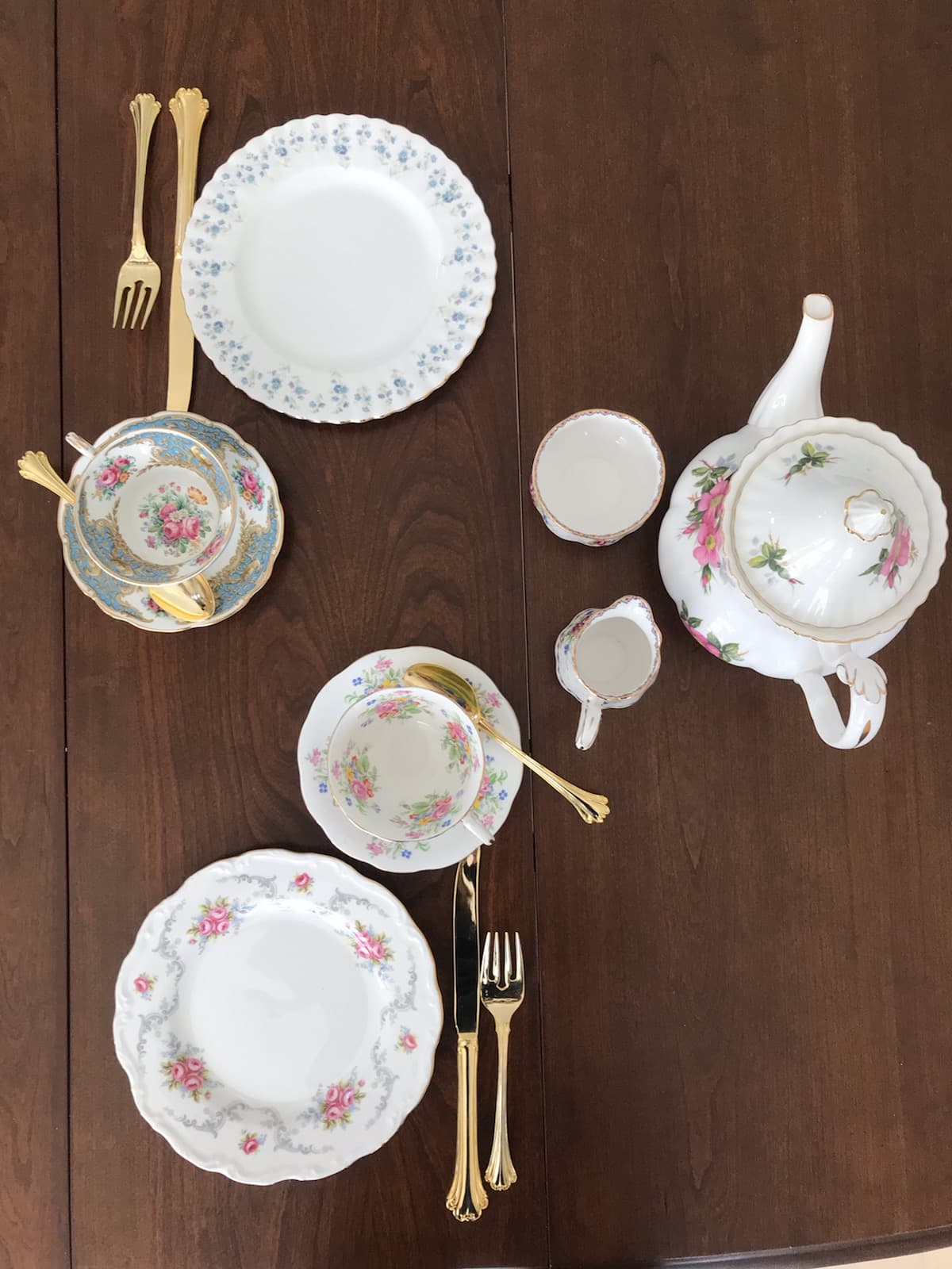 Takeaway Tea China Rental Kits